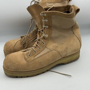 Wellco Boots Mens Size 11 W Tan Suede Insulated Vibram Sole Combat Military